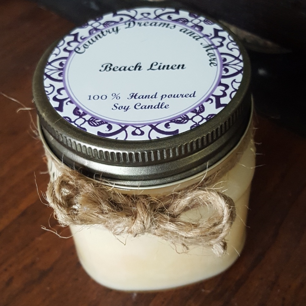 Beach linen 100% soy wax candle